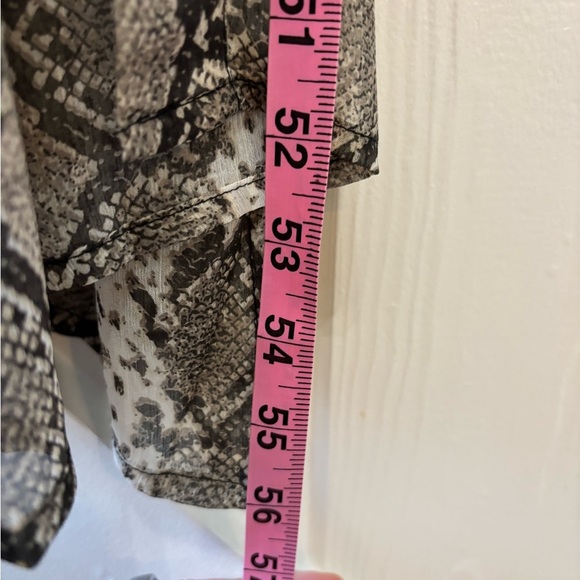 Anthropologie Elizabeth Gillett Elegant Snake Print Kimono Sheer Tie waist OS - Picture 7 of 8